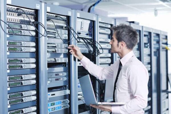 hinh-anh-quan-tri-server-2 Thầy Cô